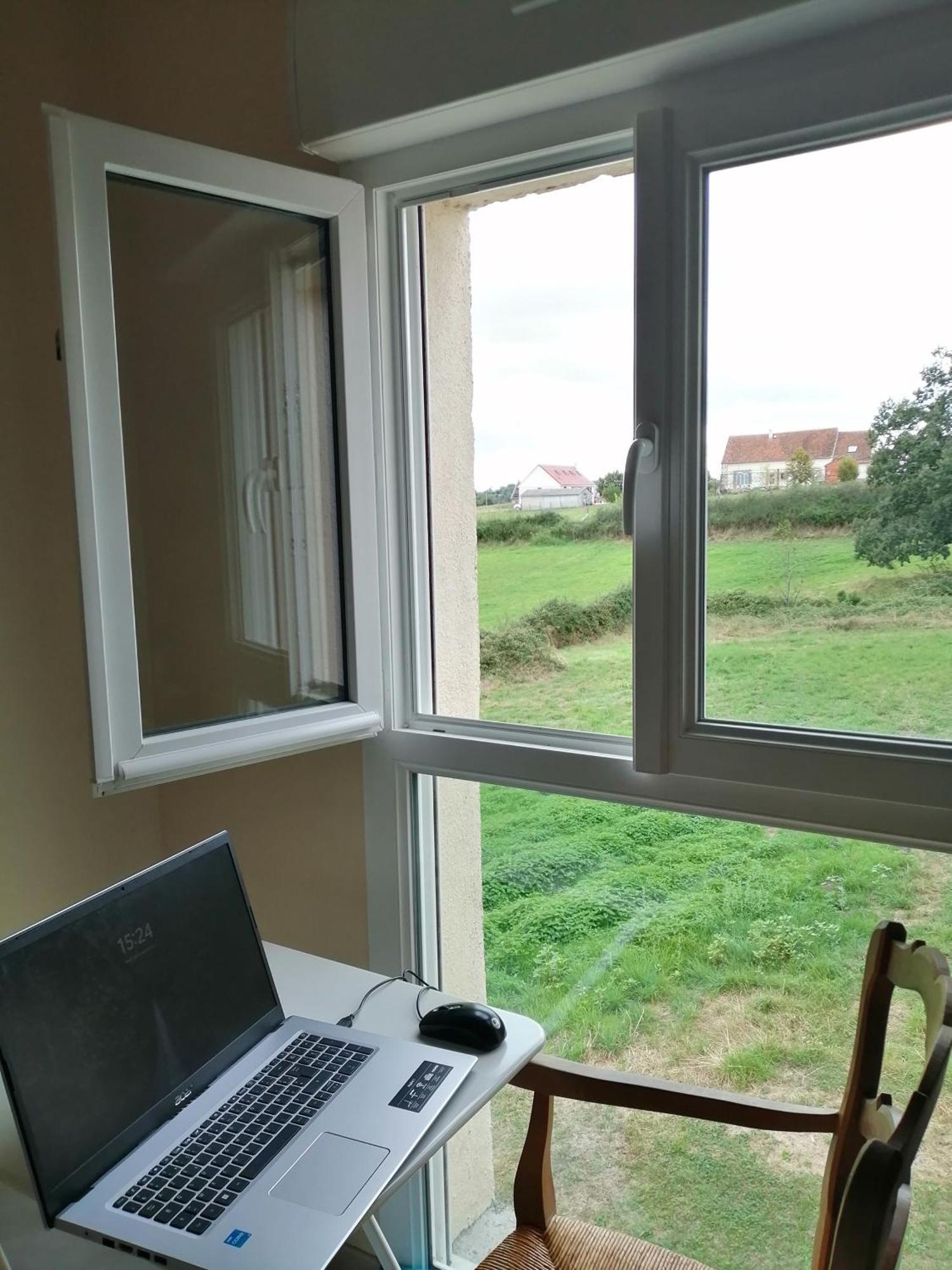 Chambre Campagne Uxelloise Uxeau Exterior foto